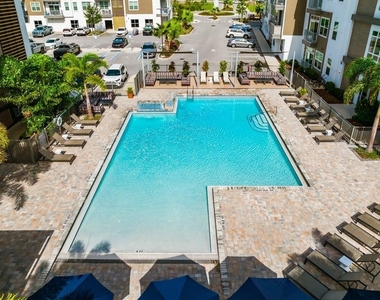 1185 S Pinellas Avenue - Photo Thumbnail 6