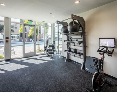 1185 S Pinellas Avenue - Photo Thumbnail 17