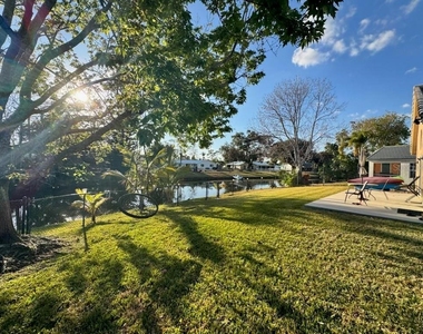 156 Preserve Drive - Photo Thumbnail 16