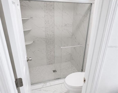 3237 London Avenue - Photo Thumbnail 12