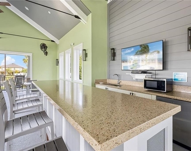 2085 Valencia Blossom Street - Photo Thumbnail 36