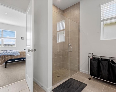 2085 Valencia Blossom Street - Photo Thumbnail 17