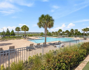 2085 Valencia Blossom Street - Photo Thumbnail 43