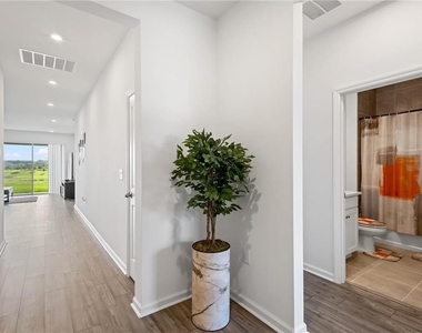 2085 Valencia Blossom Street - Photo Thumbnail 5