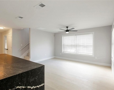 822 Polk Street - Photo Thumbnail 12