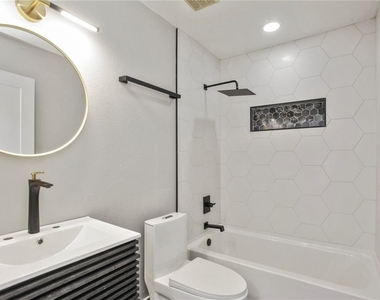 822 Polk Street - Photo Thumbnail 22