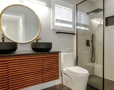 822 Polk Street - Photo Thumbnail 14