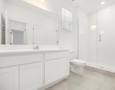 10535 Marconi Avenue - Photo Thumbnail 7