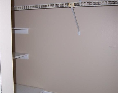 1322 Casa Park Circle - Photo Thumbnail 16
