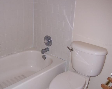 1322 Casa Park Circle - Photo Thumbnail 15