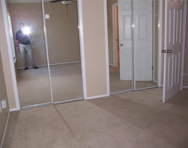 1322 Casa Park Circle - Photo Thumbnail 14