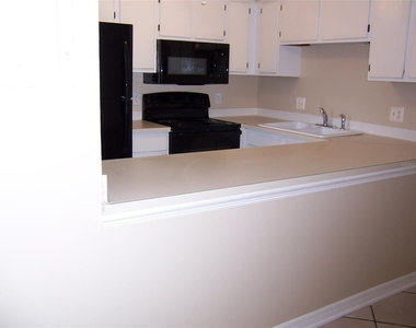 1322 Casa Park Circle - Photo Thumbnail 8