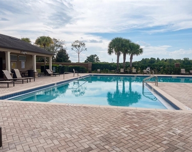 643 Samuel Place - Photo Thumbnail 38