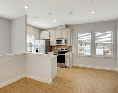 6547 Rover Way - Photo Thumbnail 5