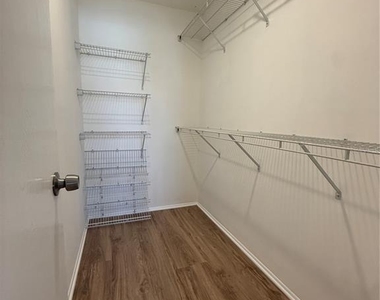 1383 Providence Boulevard - Photo Thumbnail 7