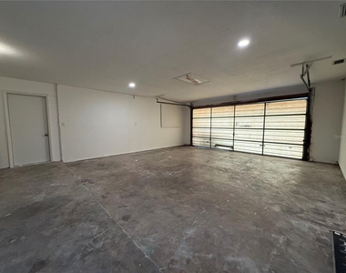 1383 Providence Boulevard - Photo Thumbnail 14