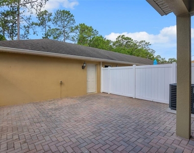 12702 Salomon Cove Drive - Photo Thumbnail 17