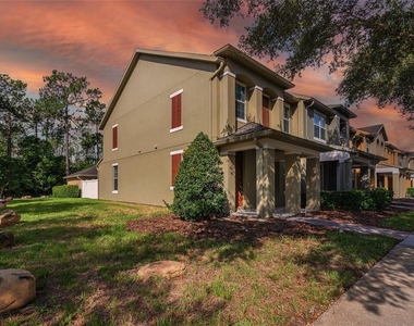 12702 Salomon Cove Drive - Photo Thumbnail 4