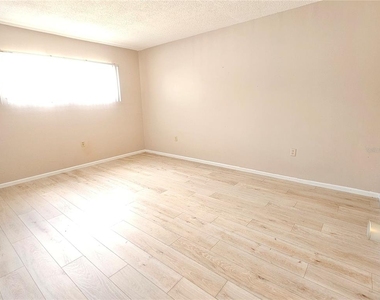 509 W Venice Avenue - Photo Thumbnail 13