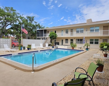509 W Venice Avenue - Photo Thumbnail 23