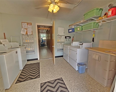 509 W Venice Avenue - Photo Thumbnail 20