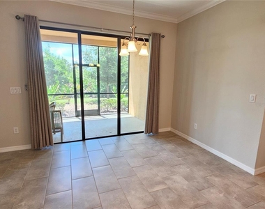 10027 Crooked Creek Drive - Photo Thumbnail 24