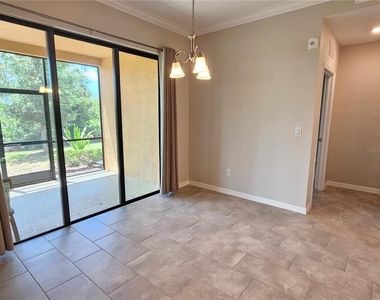 10027 Crooked Creek Drive - Photo Thumbnail 23