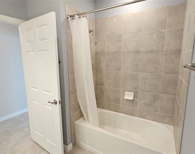 10027 Crooked Creek Drive - Photo Thumbnail 35