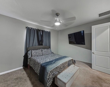 295 Lake Smart Circle - Photo Thumbnail 4