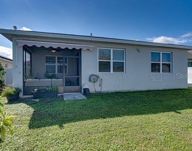 295 Lake Smart Circle - Photo Thumbnail 10