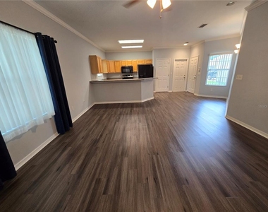 7976 Nw 48th Way - Photo Thumbnail 7