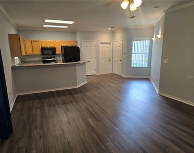 7976 Nw 48th Way - Photo Thumbnail 6