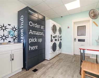 1401 E Alfred Street - Photo Thumbnail 15