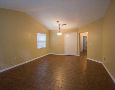 217 Emory Place - Photo Thumbnail 9