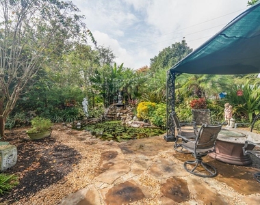 2390 Sheridan Road - Photo Thumbnail 28