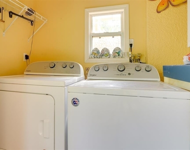 2390 Sheridan Road - Photo Thumbnail 40