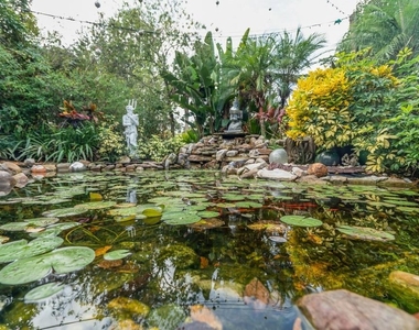 2390 Sheridan Road - Photo Thumbnail 30