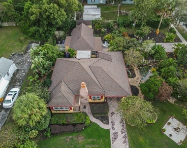 2390 Sheridan Road - Photo Thumbnail 6