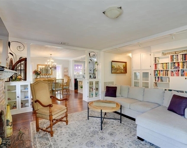 2390 Sheridan Road - Photo Thumbnail 9