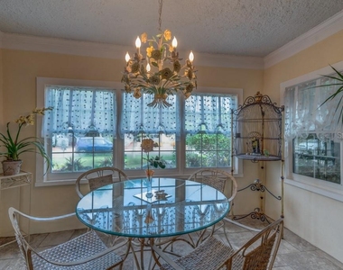 2390 Sheridan Road - Photo Thumbnail 21