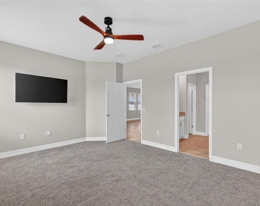 2281 Mystic Maze Lane - Photo Thumbnail 18