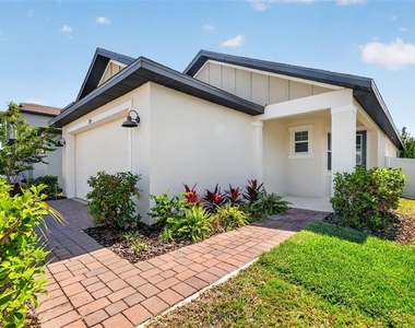 2281 Mystic Maze Lane - Photo Thumbnail 2