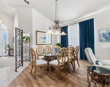 1234 Crown Pointe Lane - Photo Thumbnail 2