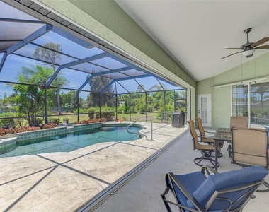 900 Park Place Drive - Photo Thumbnail 15