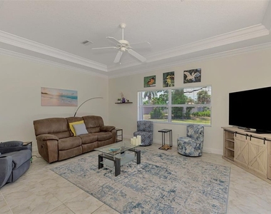 900 Park Place Drive - Photo Thumbnail 37