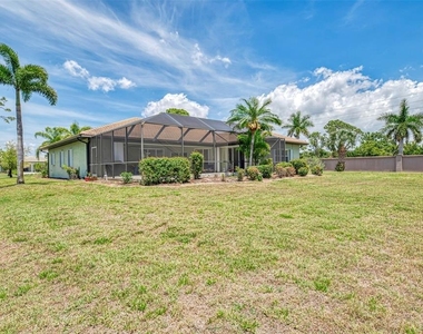 900 Park Place Drive - Photo Thumbnail 59