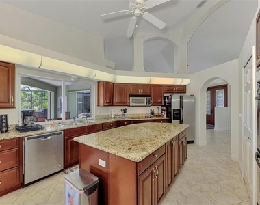 900 Park Place Drive - Photo Thumbnail 31