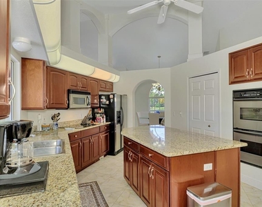 900 Park Place Drive - Photo Thumbnail 32