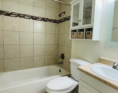 1506 Dewitt Street - Photo Thumbnail 9
