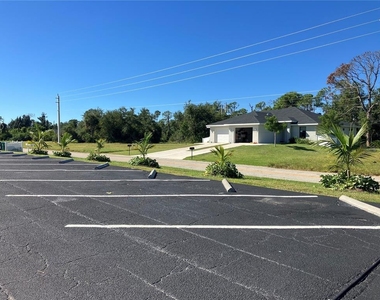 146 Boundary Boulevard - Photo Thumbnail 30